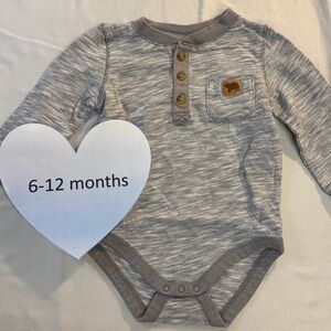 Gymboree - long sleeve Grey Buttoned Baby Bodysuit Onesie top